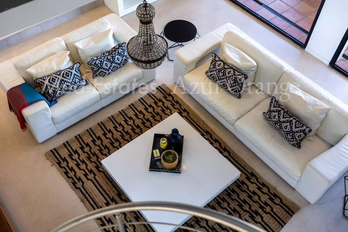 Maison à PLAN-DE-LA-TOUR