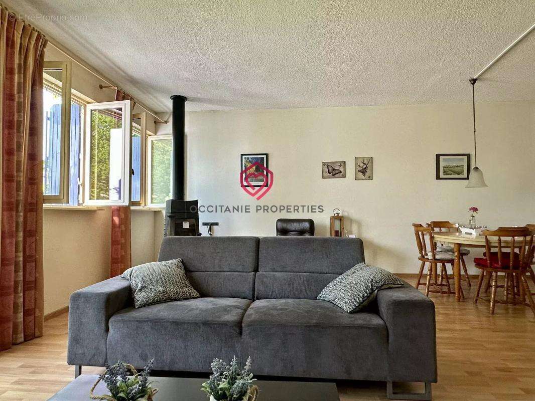 Maison à CUXAC-CABARDES