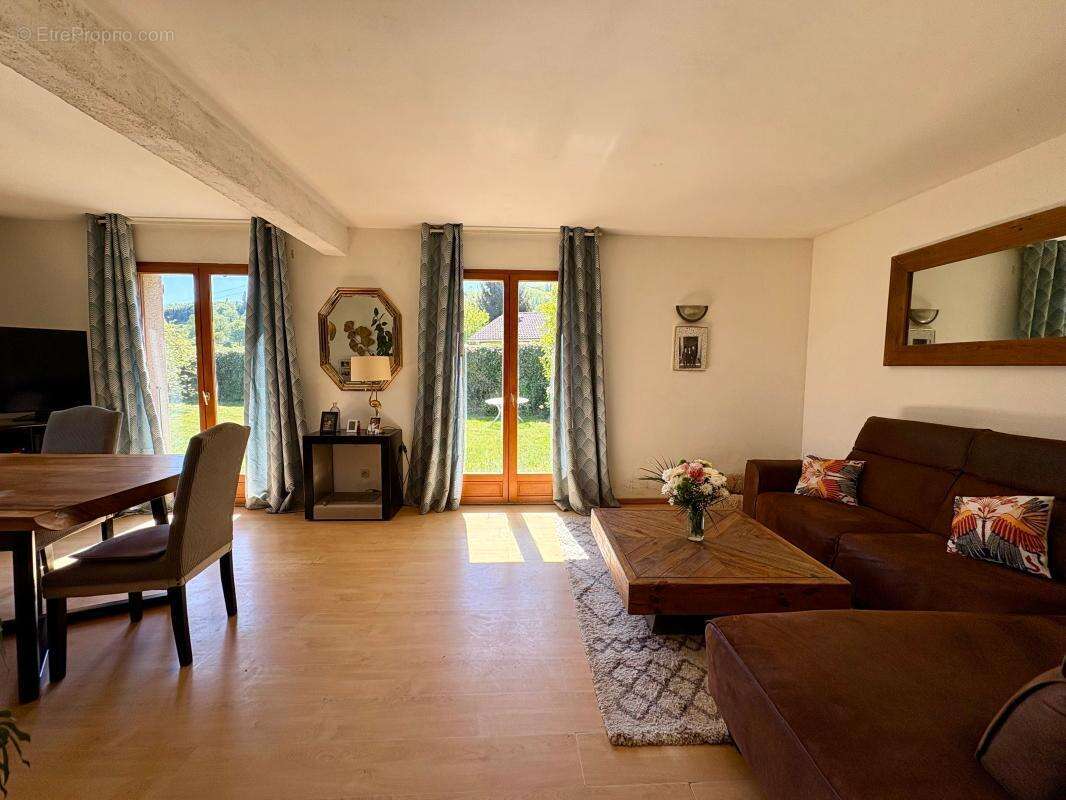 Maison à LORNAY