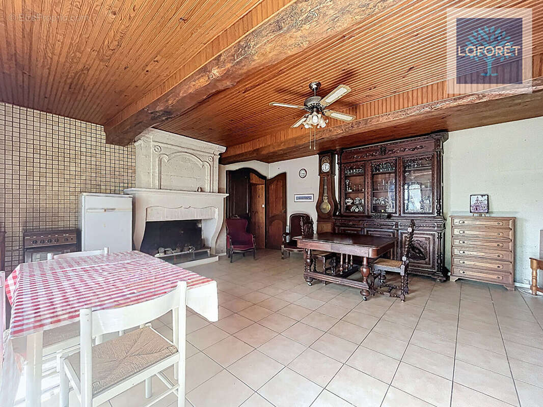 Maison à la campagne avec dépendances - photo 2
