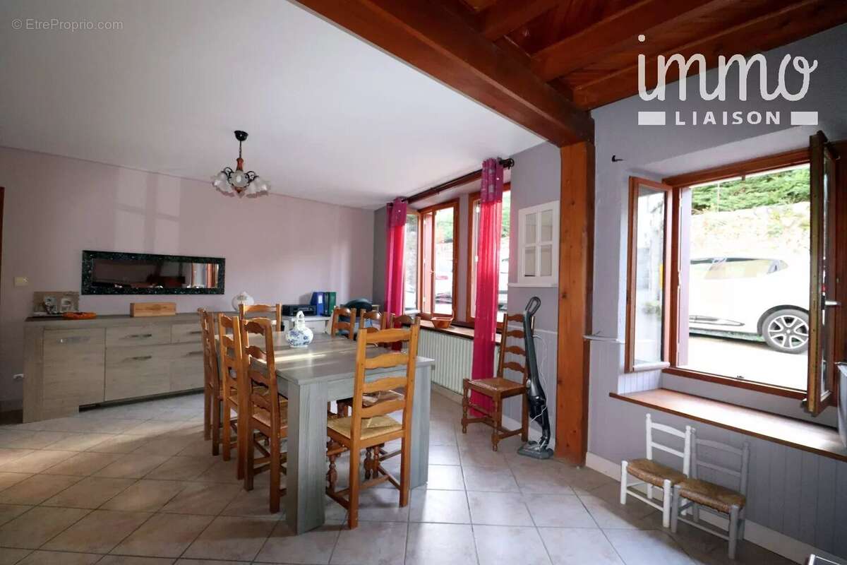 Maison à CHAPAREILLAN