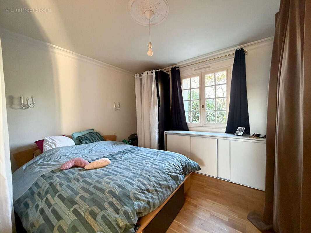 Maison à COSSE-LE-VIVIEN