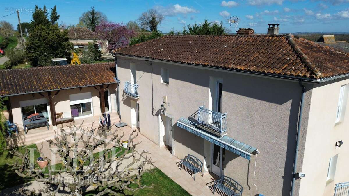 Maison à FLEURANCE
