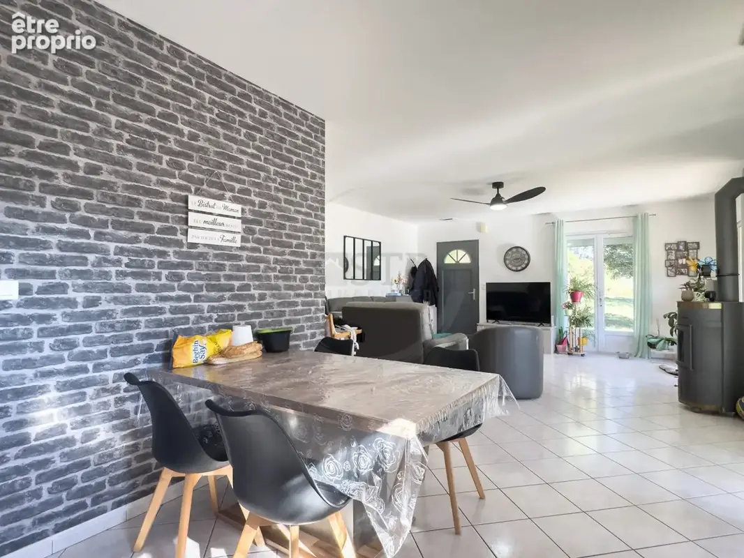 Maison 5 pièces 105 m² à vendre à Les Ollieres-Sur-Eyrieux (07360) - photo 9