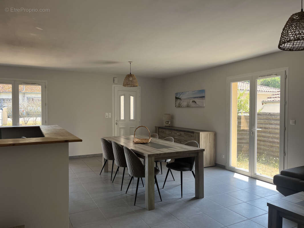 Maison au coeur du village- sans travaux - photo 2