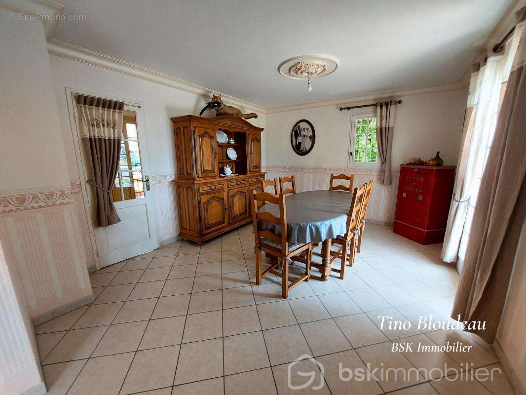 Maison à CIVRAY-DE-TOURAINE