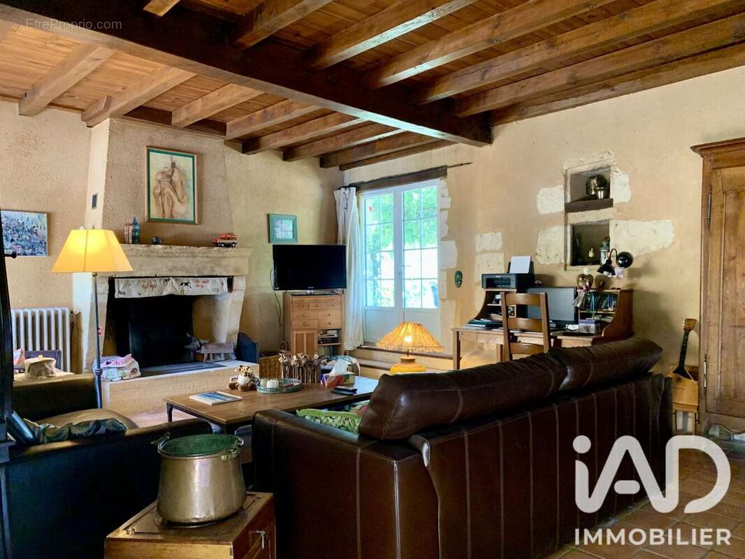 Maison 150 m² à Queyssac  - photo 3