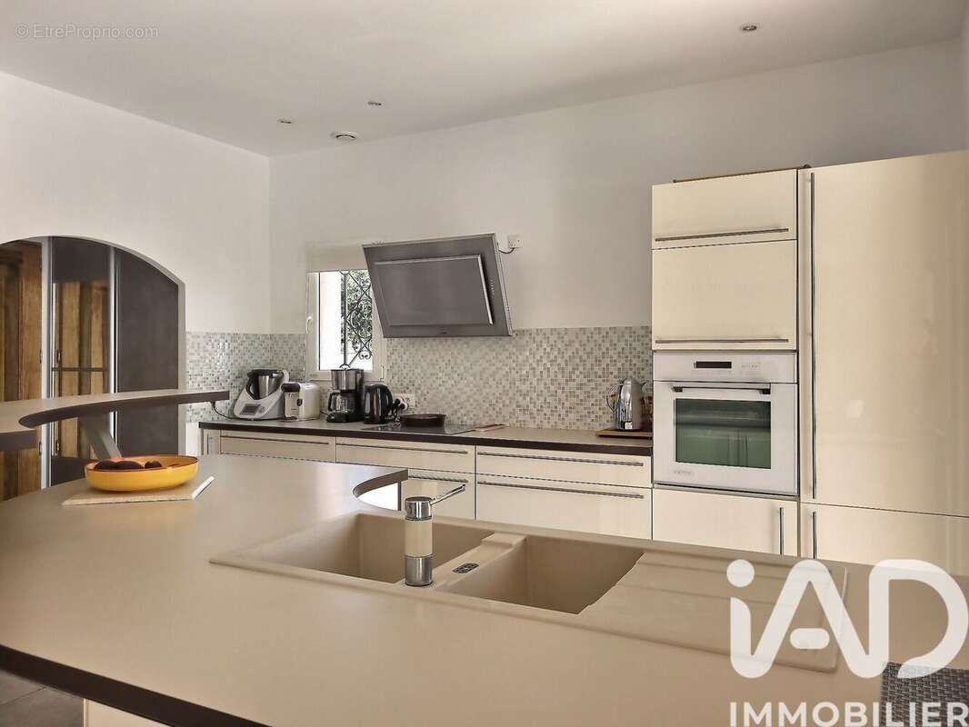 Photo 8 - Maison à REGUSSE