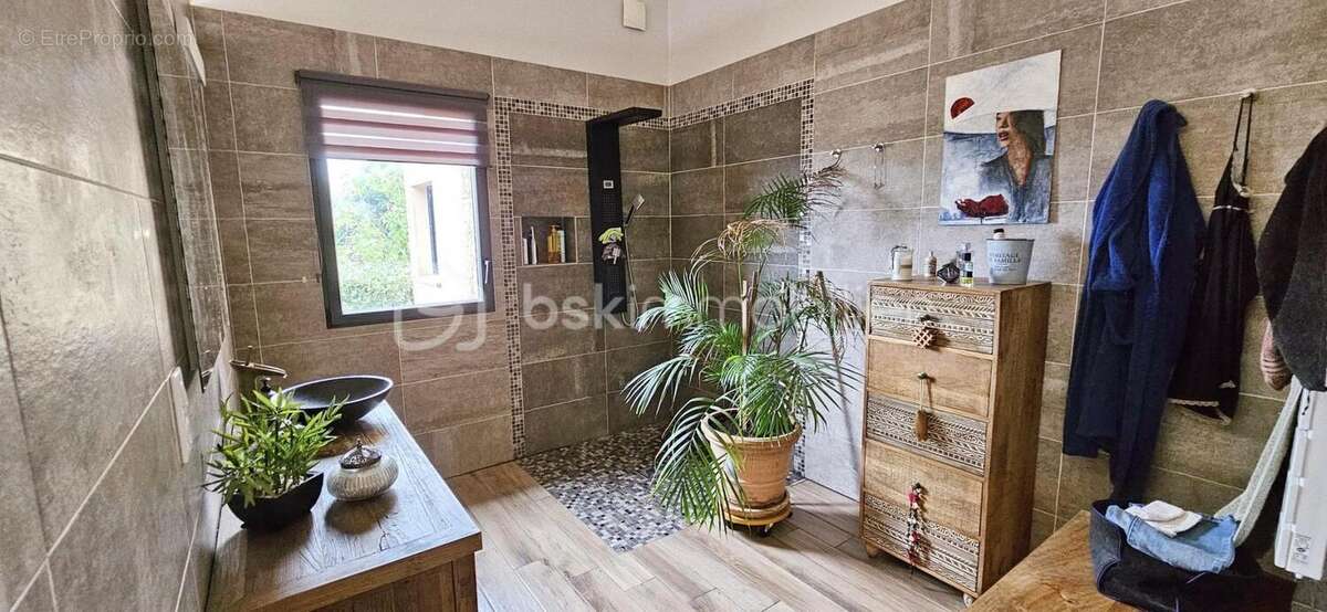 Villa contemporaine avec vue exceptionnelle – Fozzano (Corse-du-Sud) - photo 11