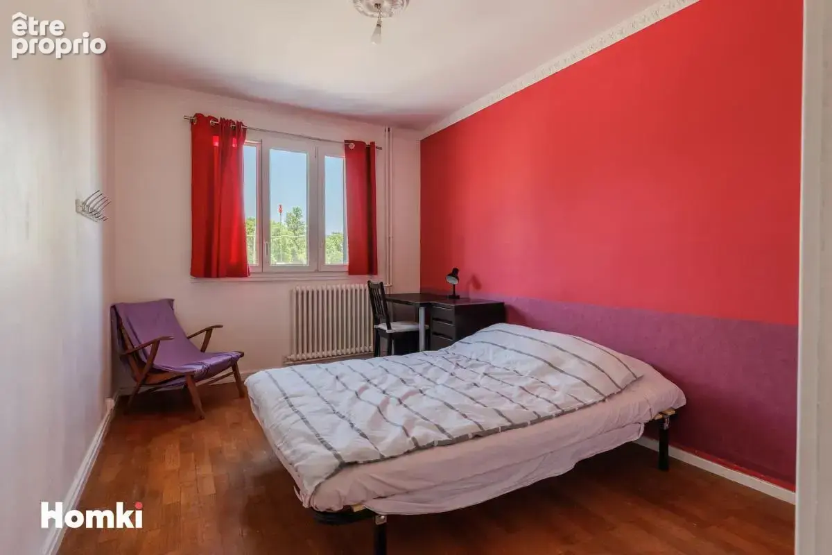 À vendre – T4 lumineux avec balcon, loggia, cave et parking – Lyon 9ᵉ - photo 8