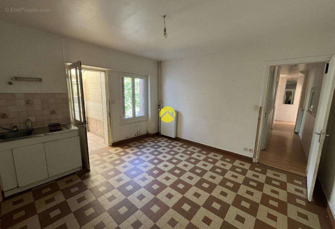 Maison à MARIOL