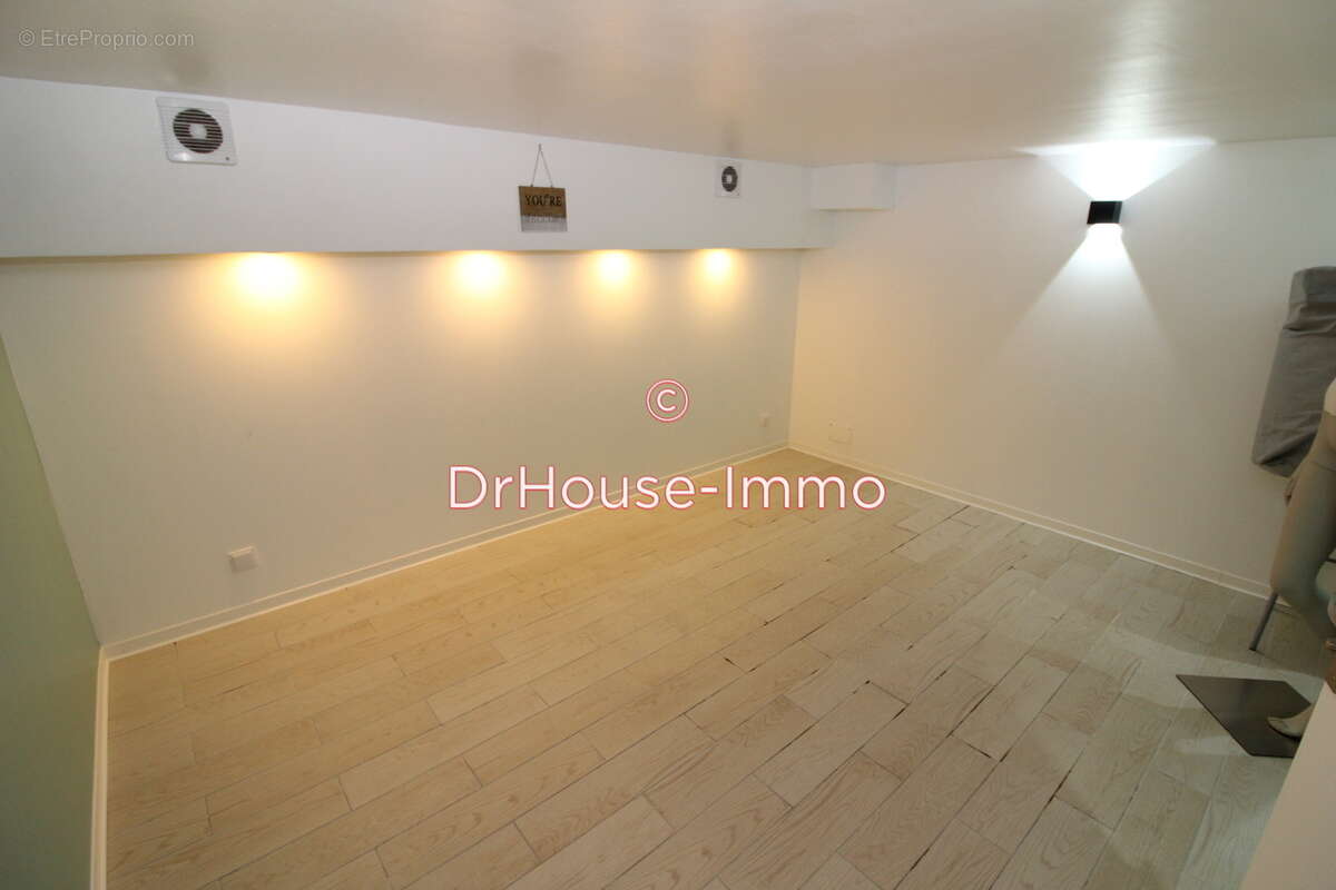 Maison à BRUAY-LA-BUISSIERE