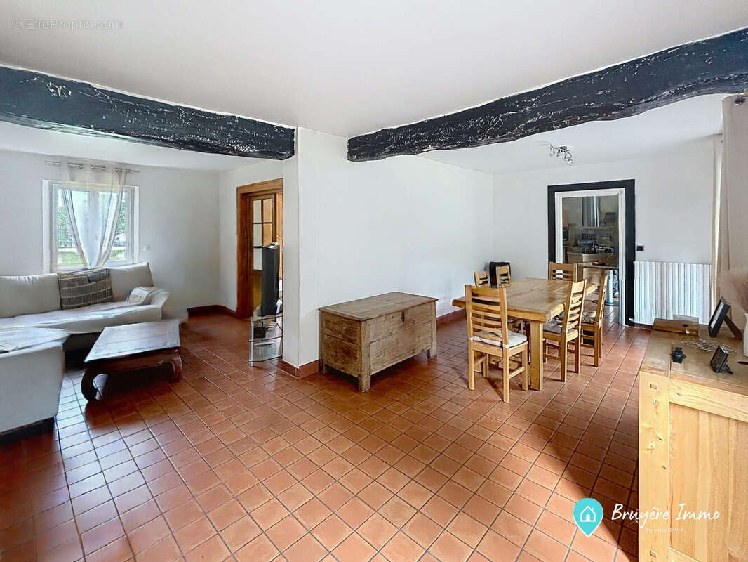 Maison à HIRSON