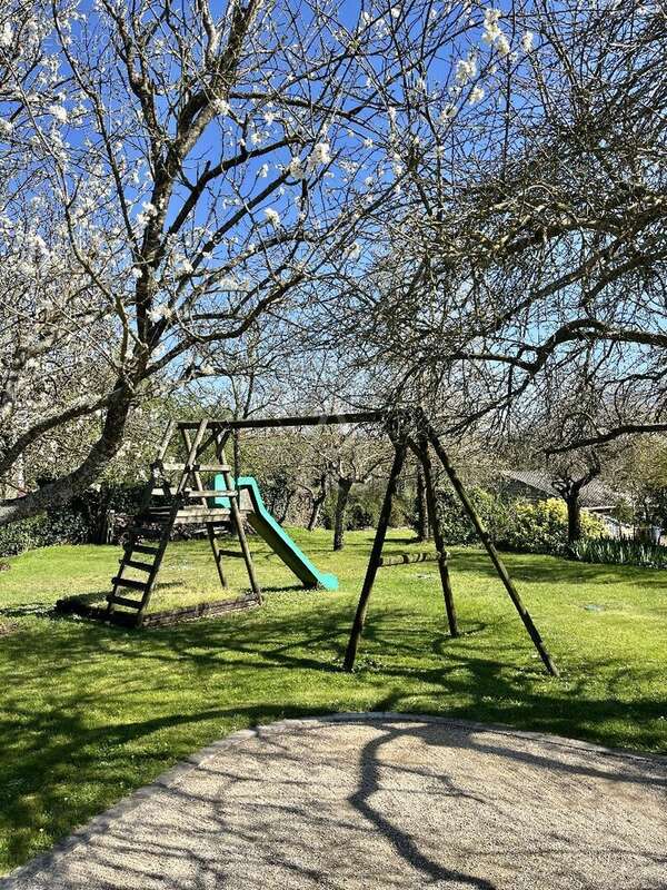 Maison à SAINT-GEORGES-DE-MONTAIGU