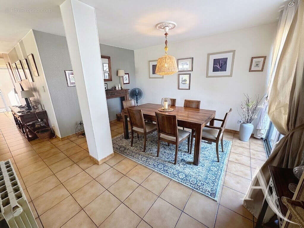 Maison d'architecte Saint Hilaire 5 pièce(s) 170 m2 avec garage et piscine - photo 7