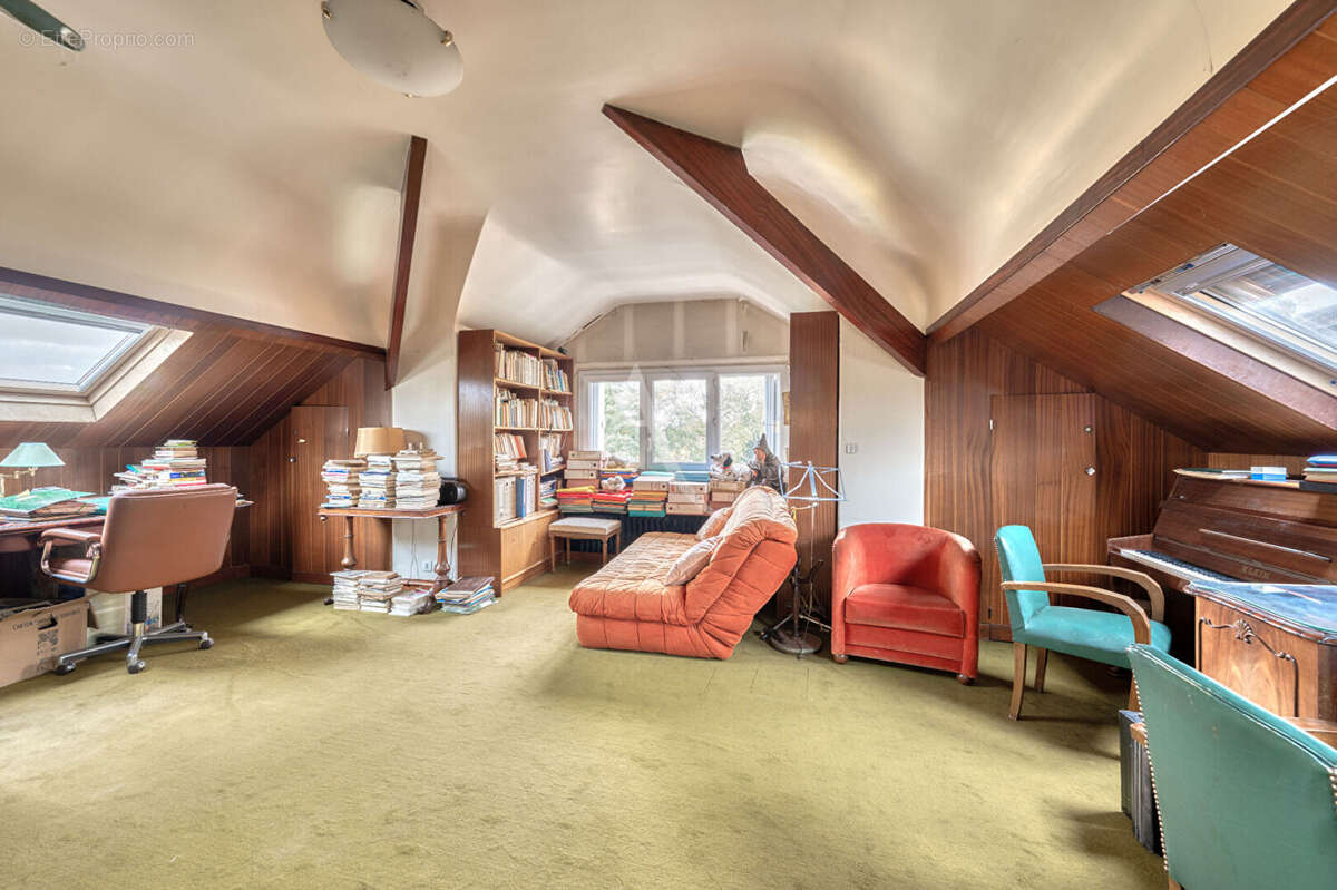 Maison à SAINT-MAUR-DES-FOSSES