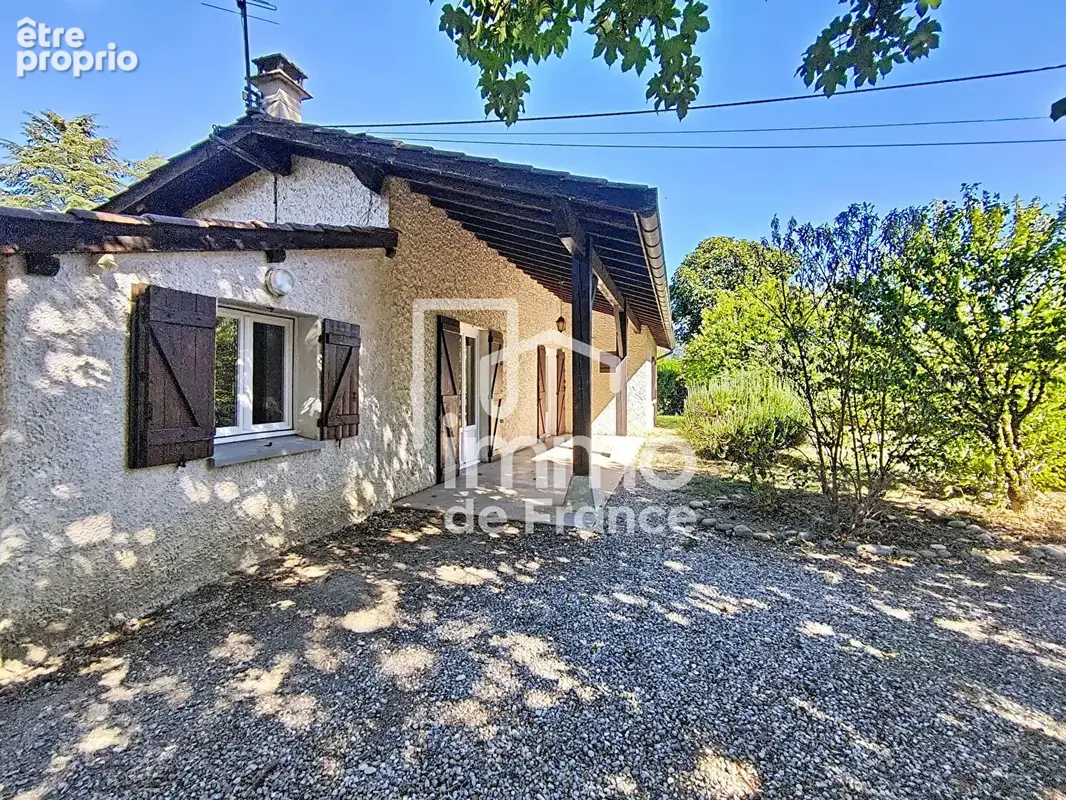 Maison de plain-pied 85 m² , 3 chambres , Terrain de 572 m²  à Saint-Maurice-de-Gourdans - photo 15