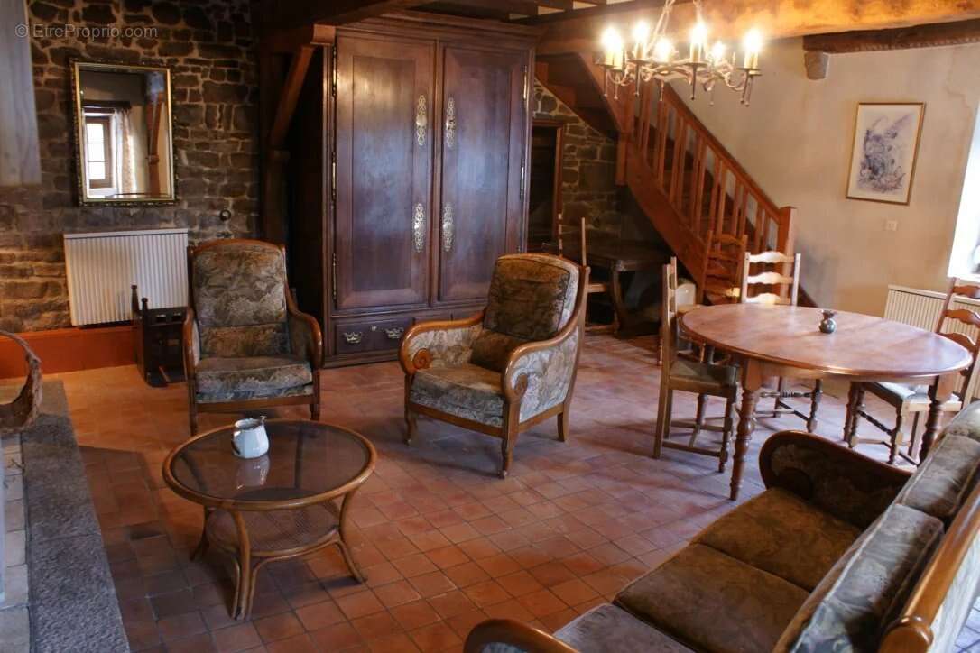 Maison à SAINT-AUBIN-DES-PREAUX