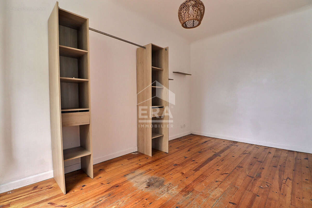 Appartement à AUBERVILLIERS