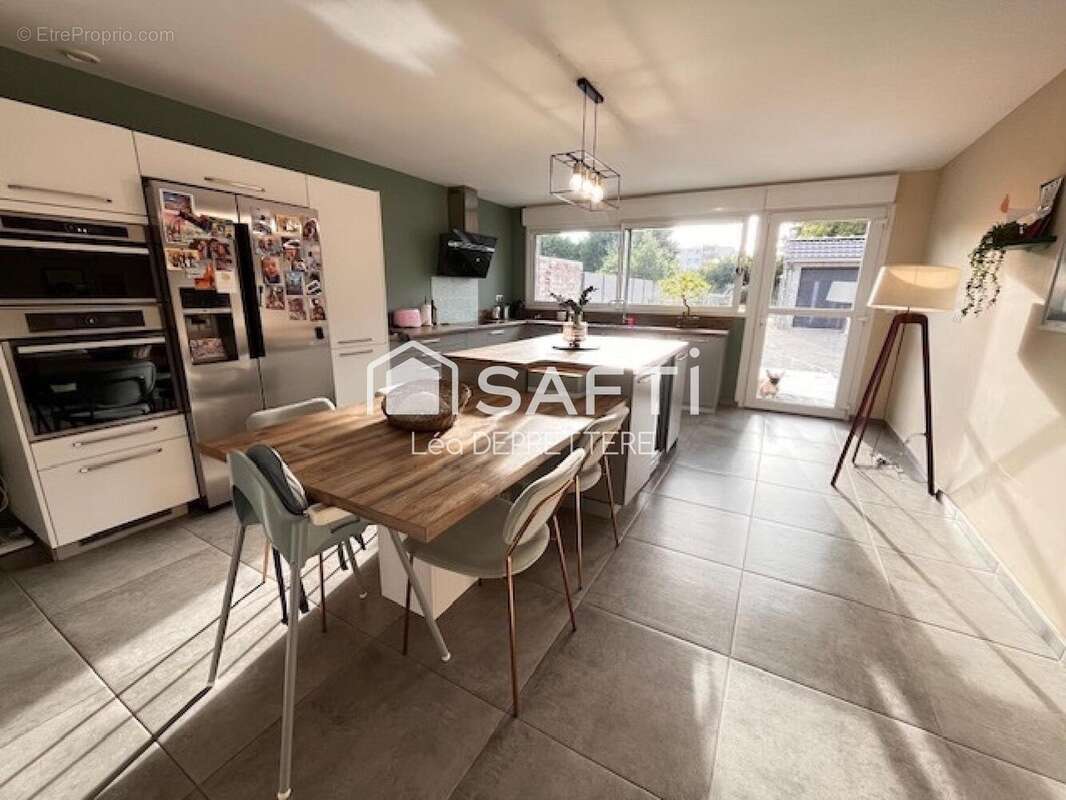 Photo 2 - Maison à BRUAY-LA-BUISSIERE