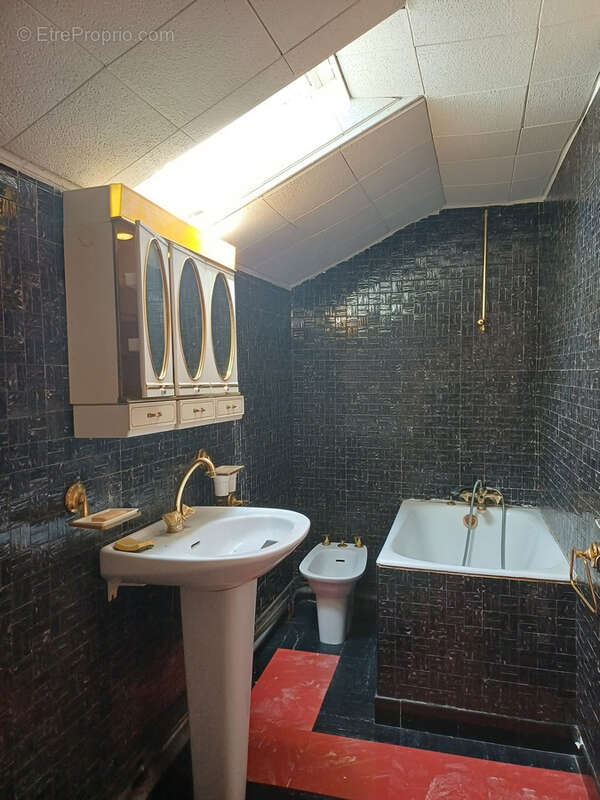 Maison à VILLEFRANCHE-DE-ROUERGUE