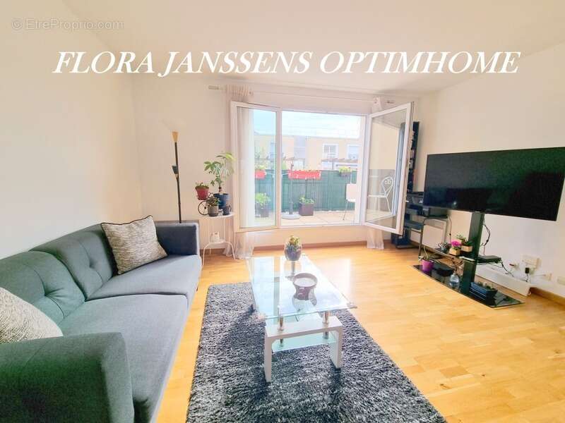 Appartement à VILLENEUVE-LA-GARENNE
