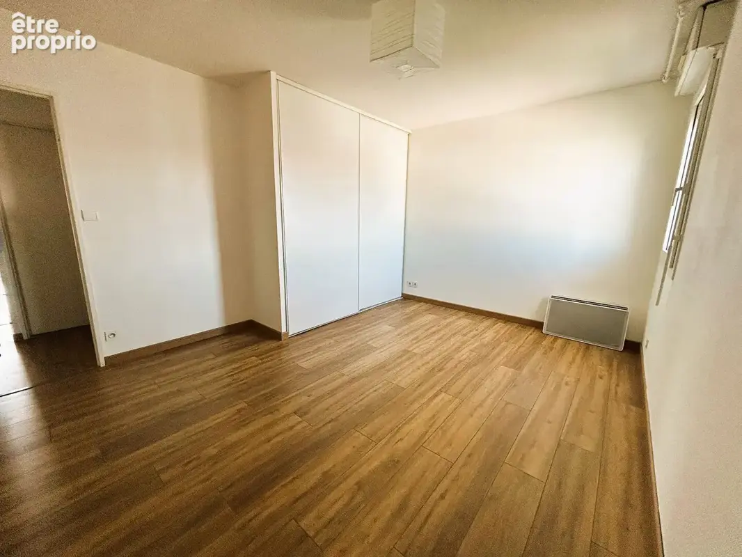 BLAGNAC - Vaste T3 lumineux de 86 m²  climatisé - Dernier étage avec balcon et vue dégagée - photo 15