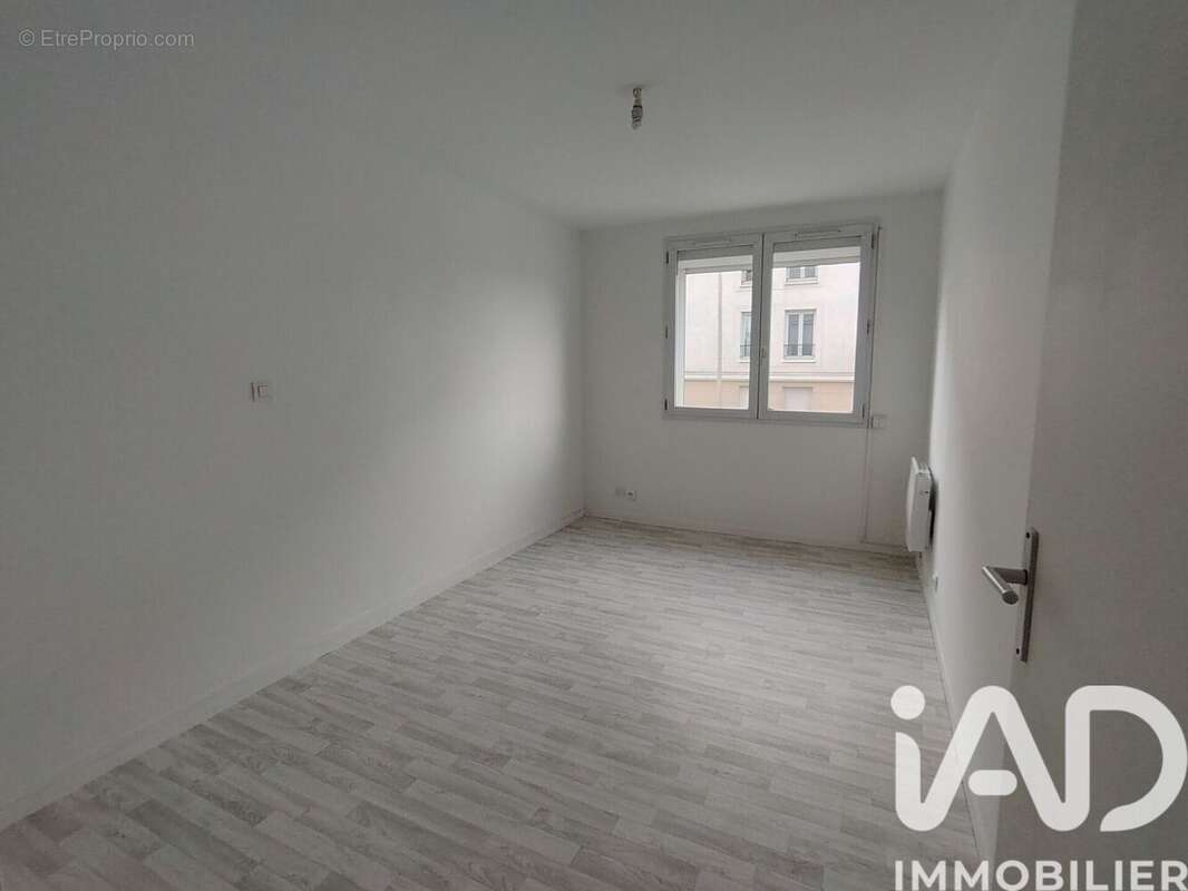 Appartement 44 m² à Creil  - photo 3