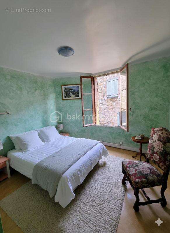 Appartement à SAINTE-ENIMIE