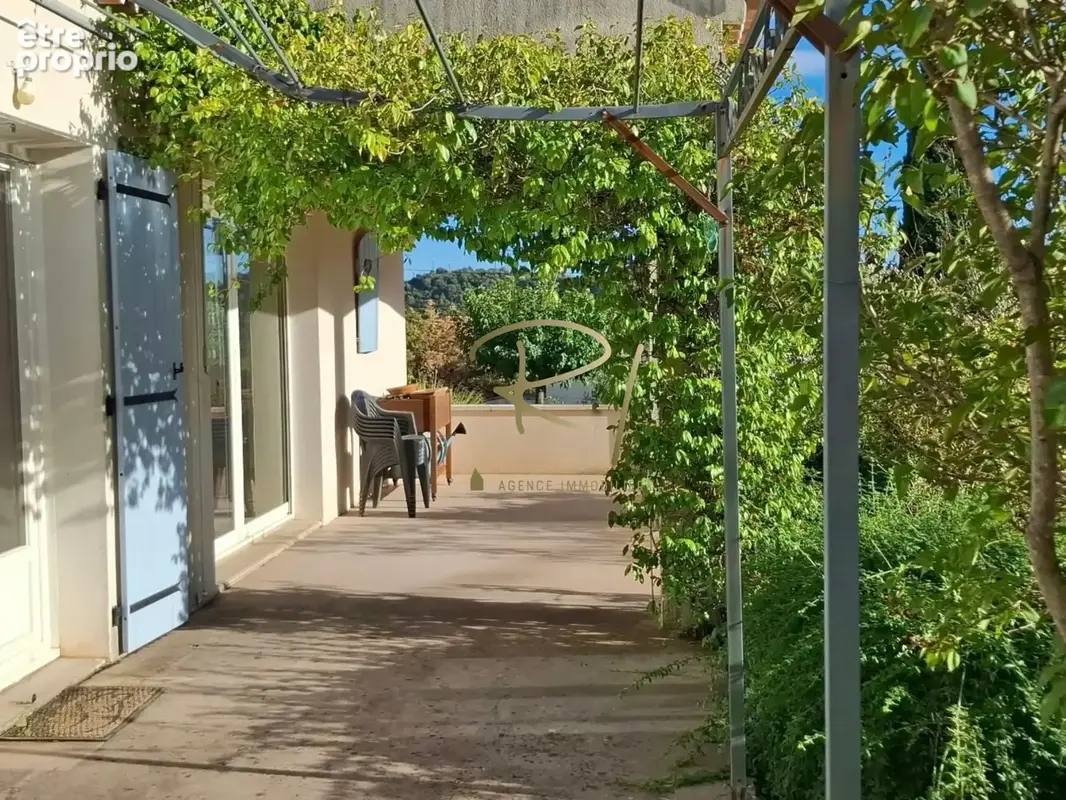 Villa avec piscine chauffée et 4 chambres - LES VANS - photo 3