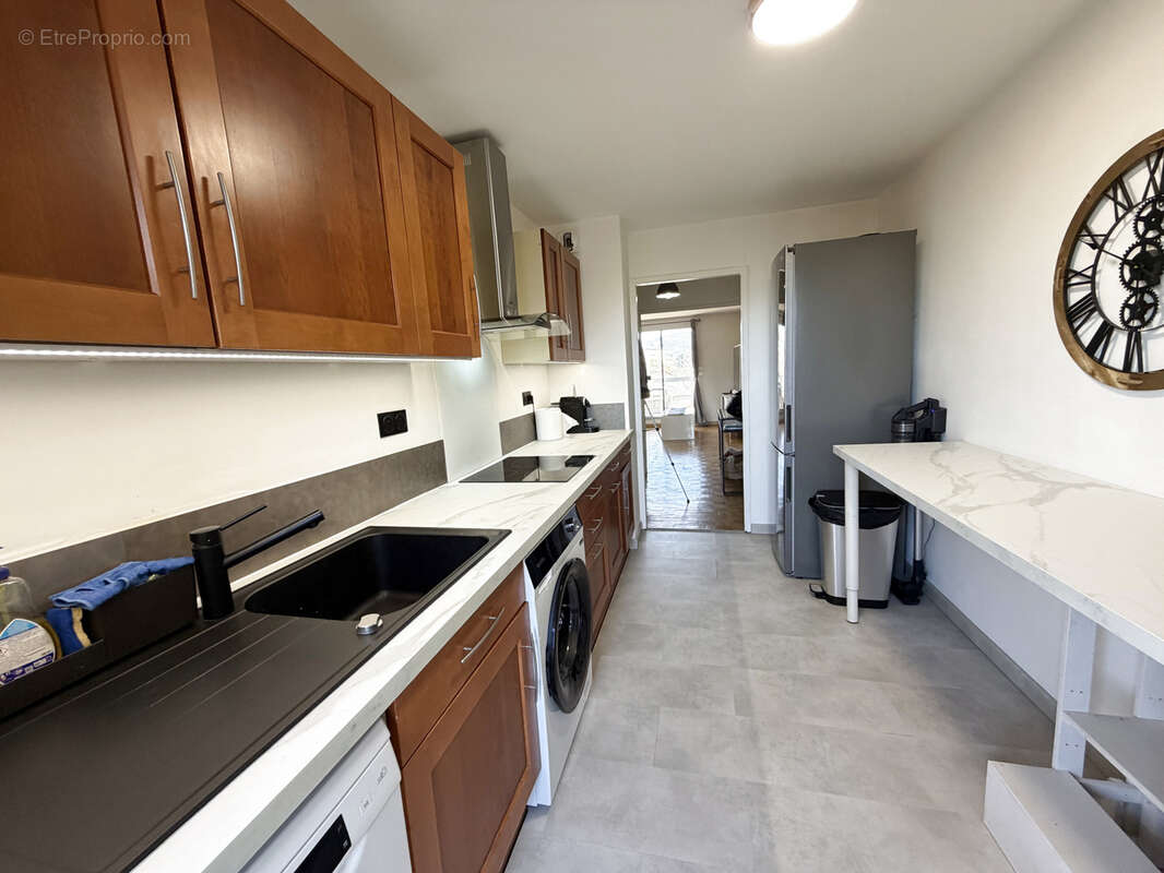 Appartement à MARSEILLE-12E