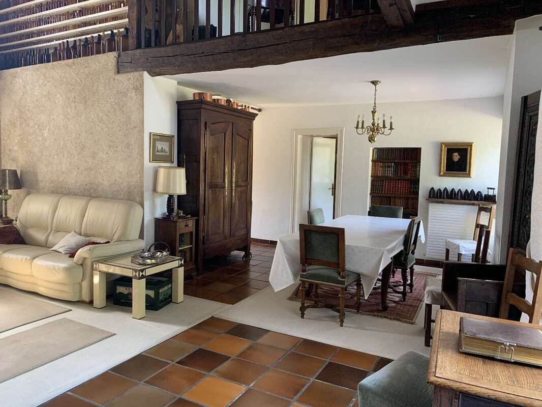 Maison à EGLY
