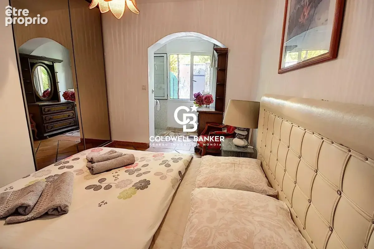 Villa provencale  avec 3 habitations - photo 10