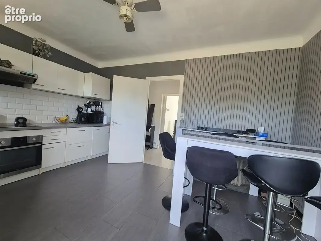 LEZOUX / Grande maison familiale à vendre de 166 m2 comprenant 2 logements ! - photo 6