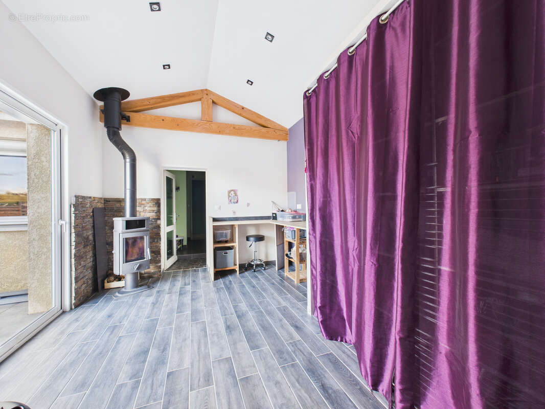 Maison à BAS-EN-BASSET