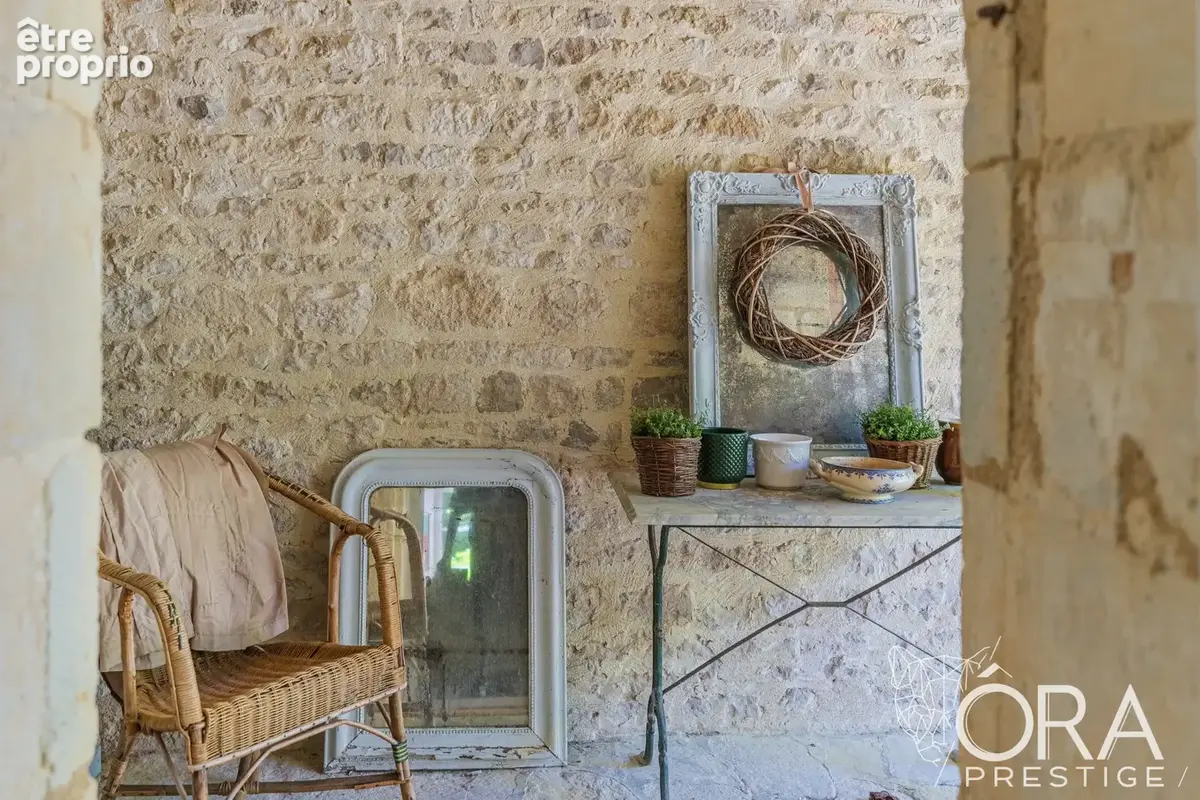Maison 280 m² à Saint-Jean-D'angely  - photo 6