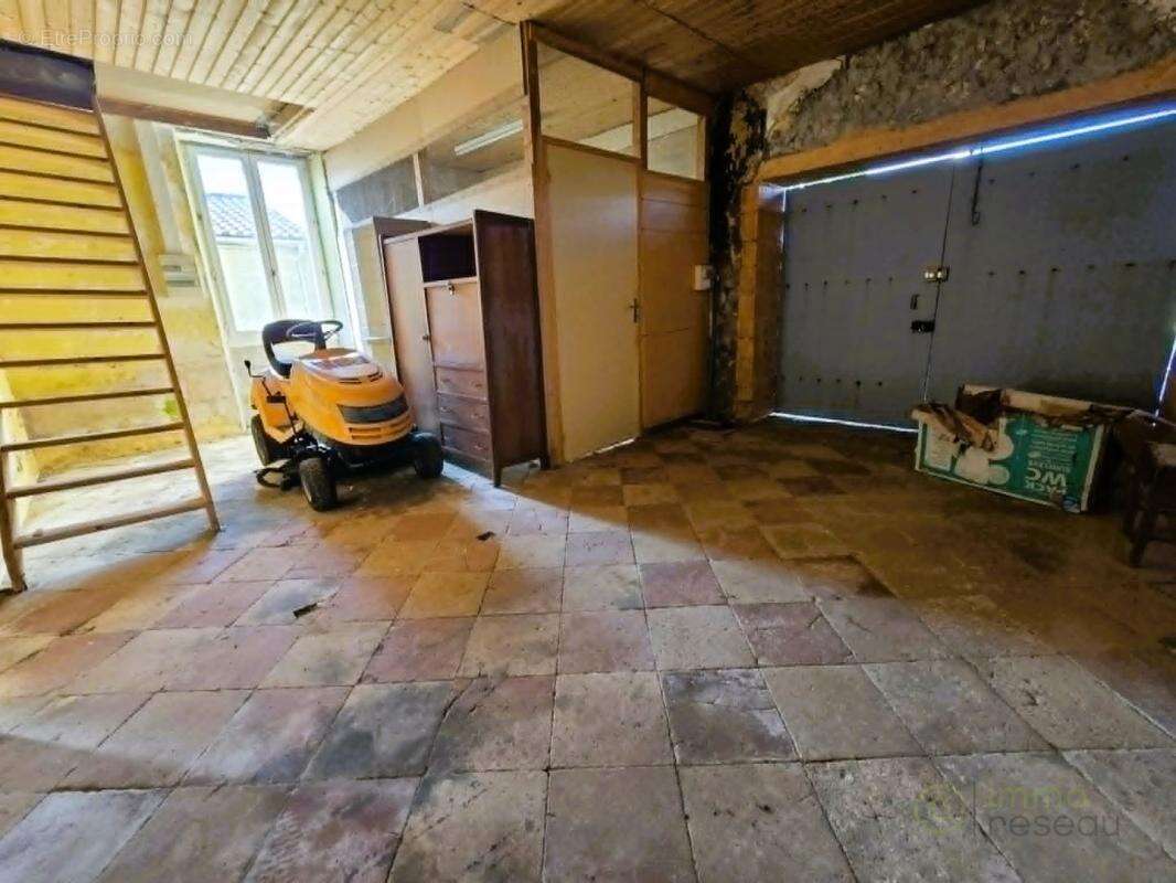 Maison à MIRAMBEAU
