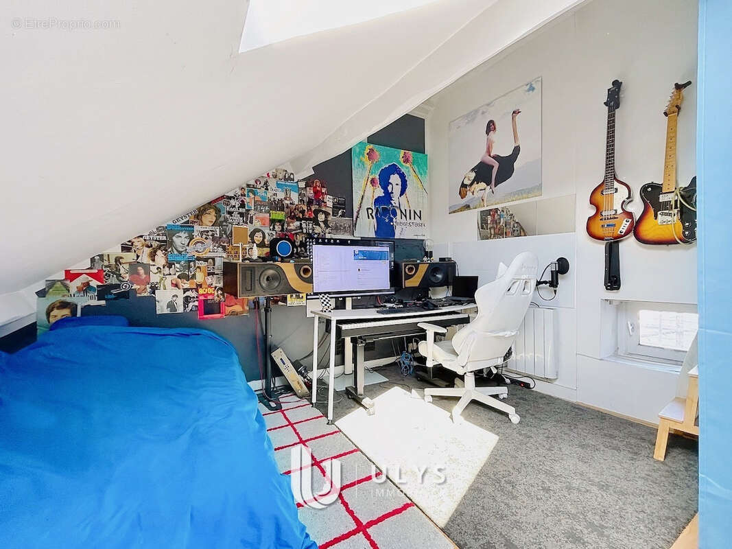 Appartement à PARIS-8E