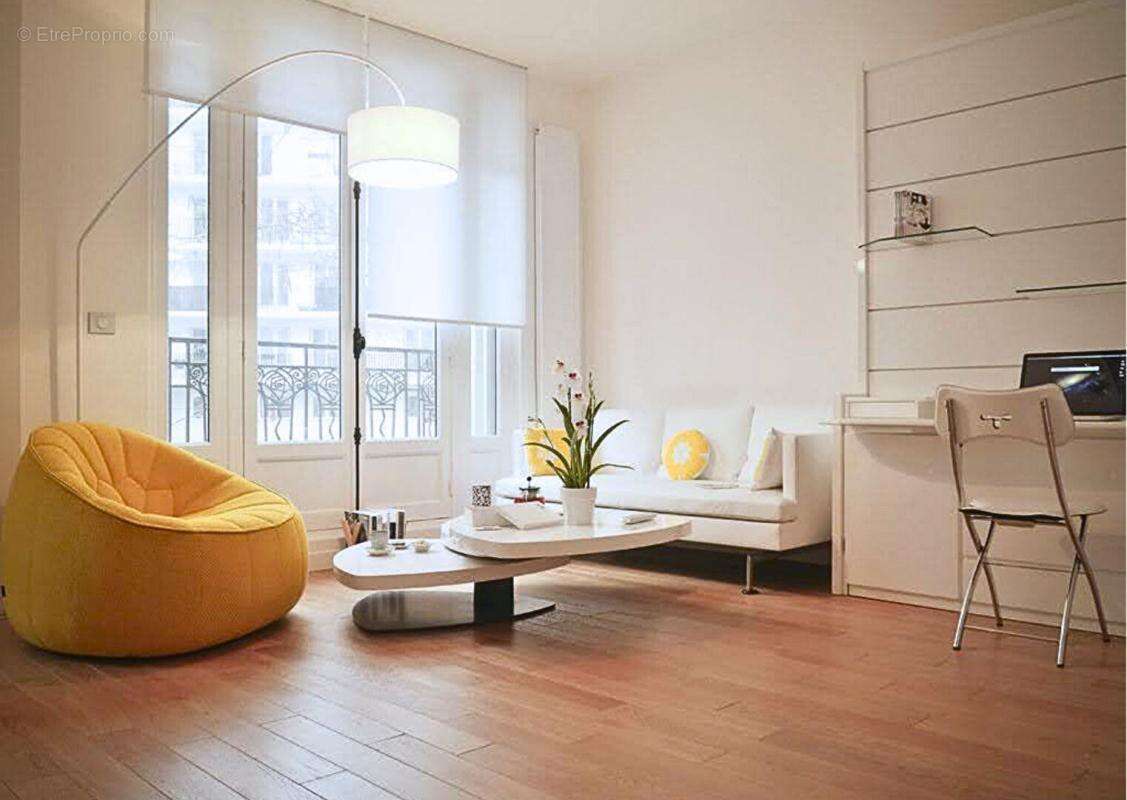 Appartement à PARIS-4E