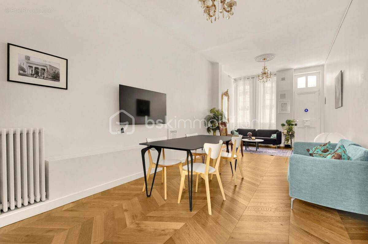 Maison bourgeoise – Quartier des Chalets – 111 m² habitables+ terrasse + cave – Garage box possible - photo 3