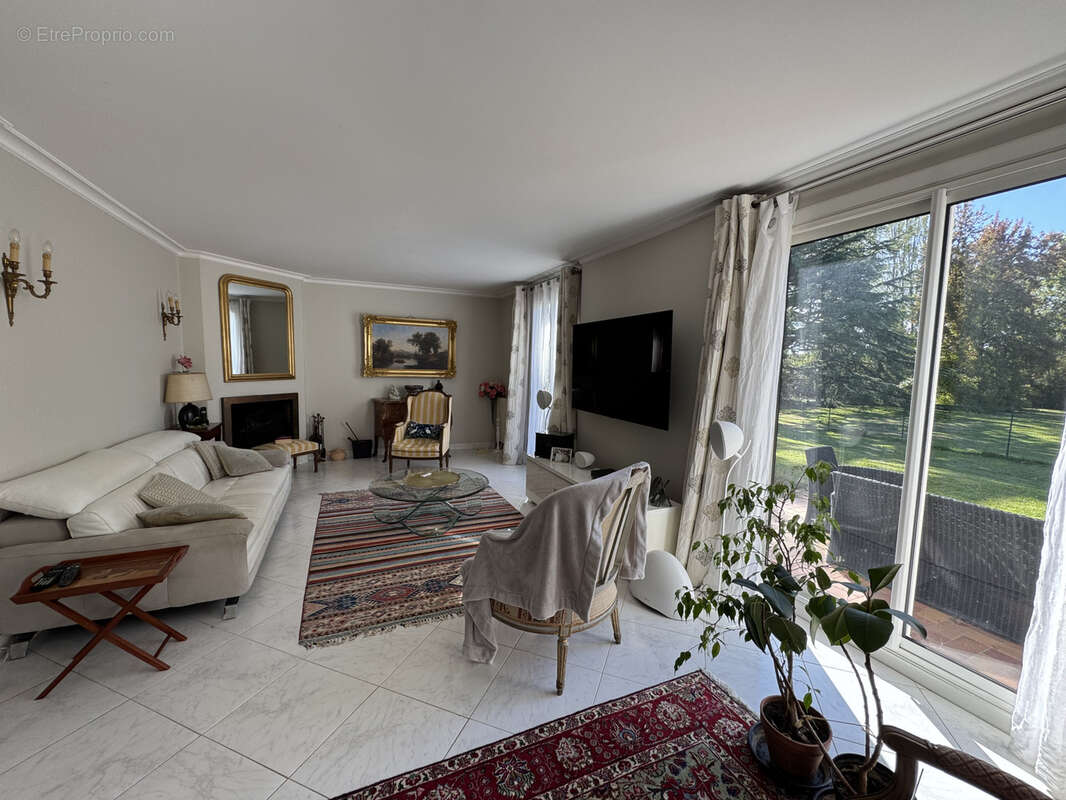 Maison à SAINTE-PAZANNE