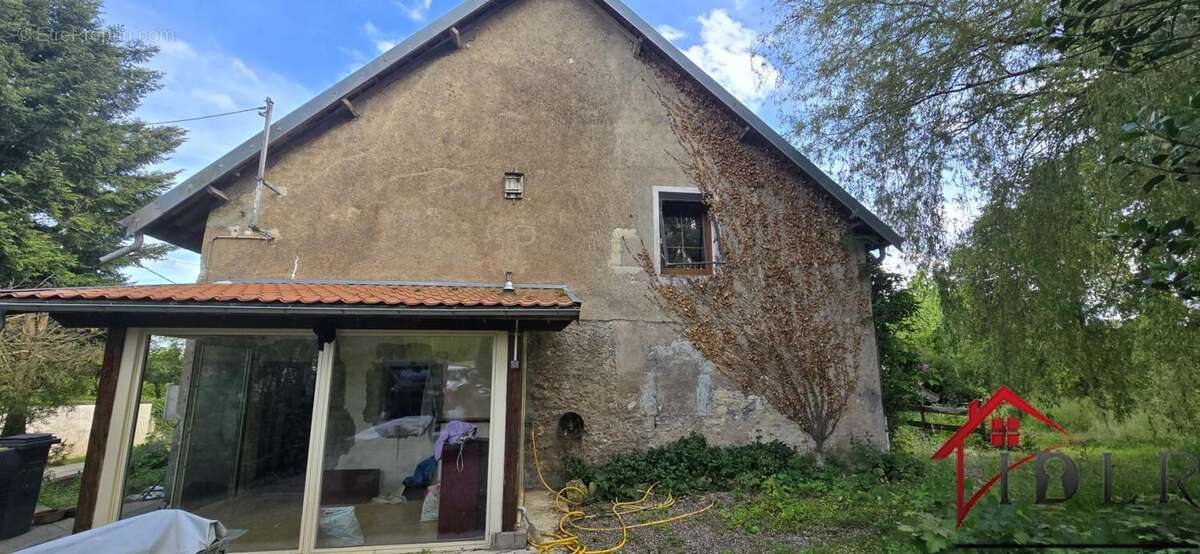 THIEFFRANS 70230 Maison de Village mitoyenne de 142 m2 sur 2 - photo 15