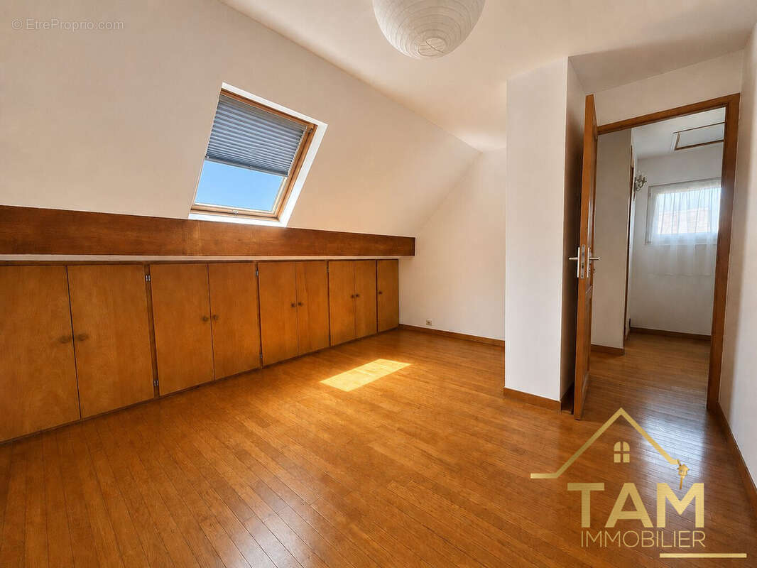 Maison 66 m² à Saint-Cyr-L'ecole  - photo 5