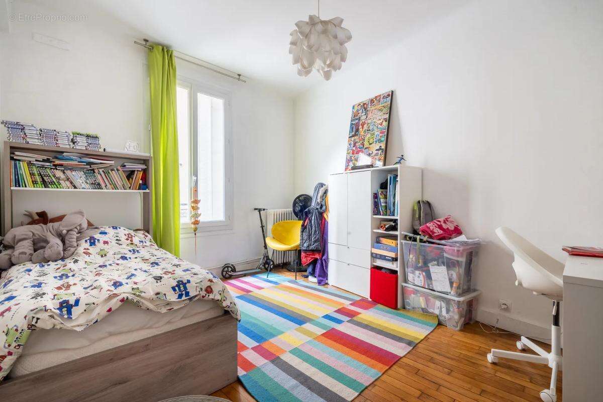Appartement à PARIS-11E