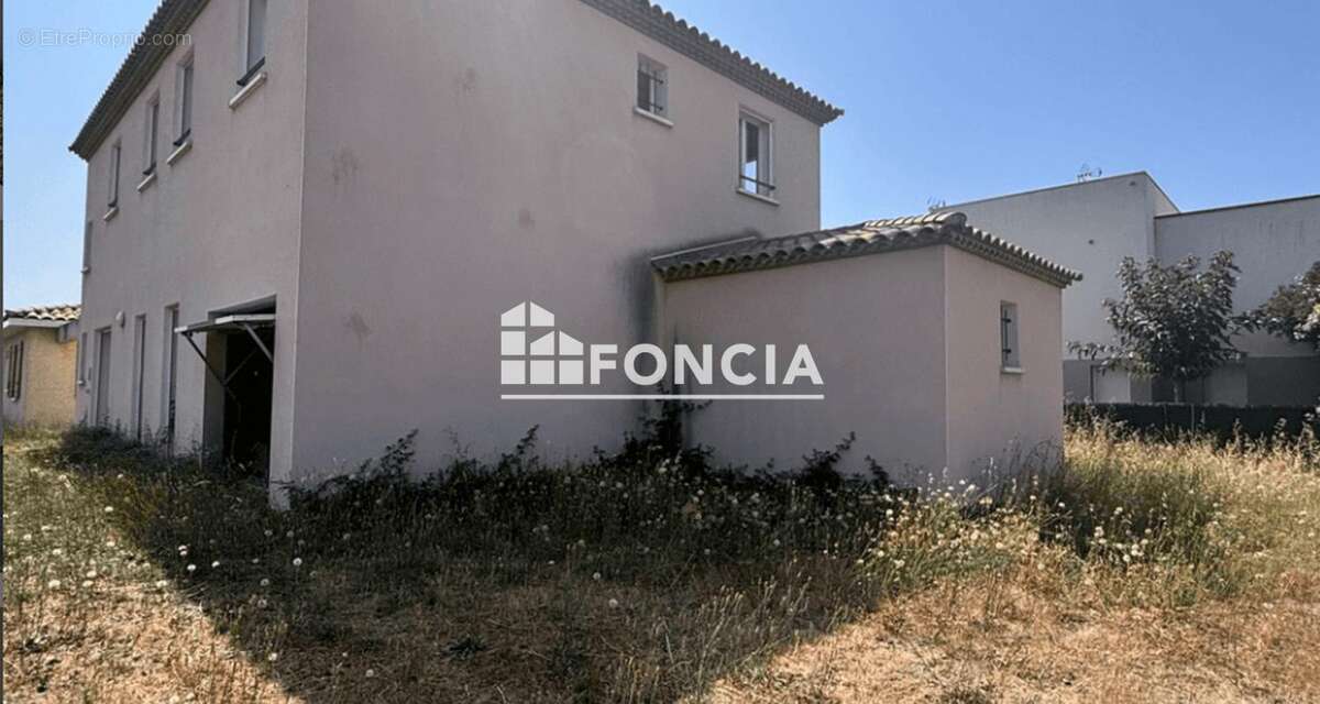 Appartement à VILLENEUVE-LES-BEZIERS