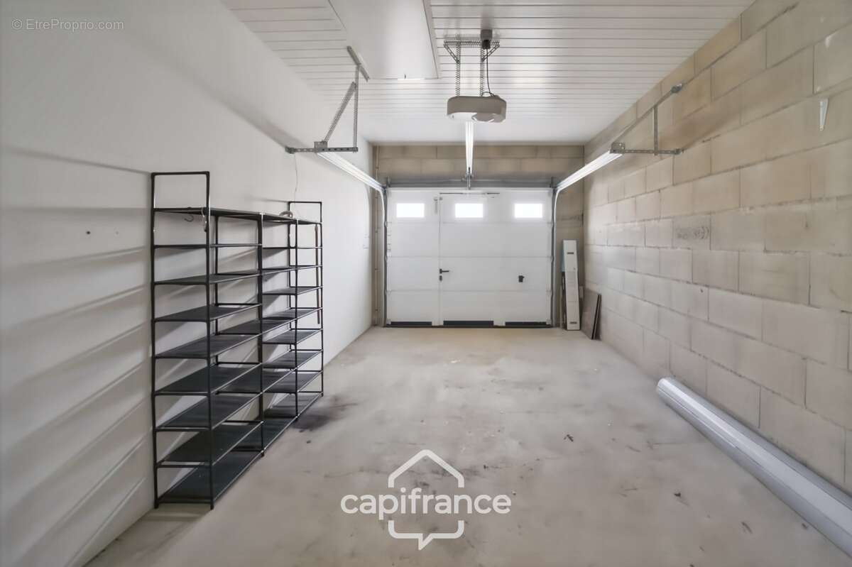 Maison de plain-pied, 3 chambres, véranda, piscine chauffée et jardin paysager – Courlaoux, à 10 min de Lons-le-Saunier (39000) - photo 14