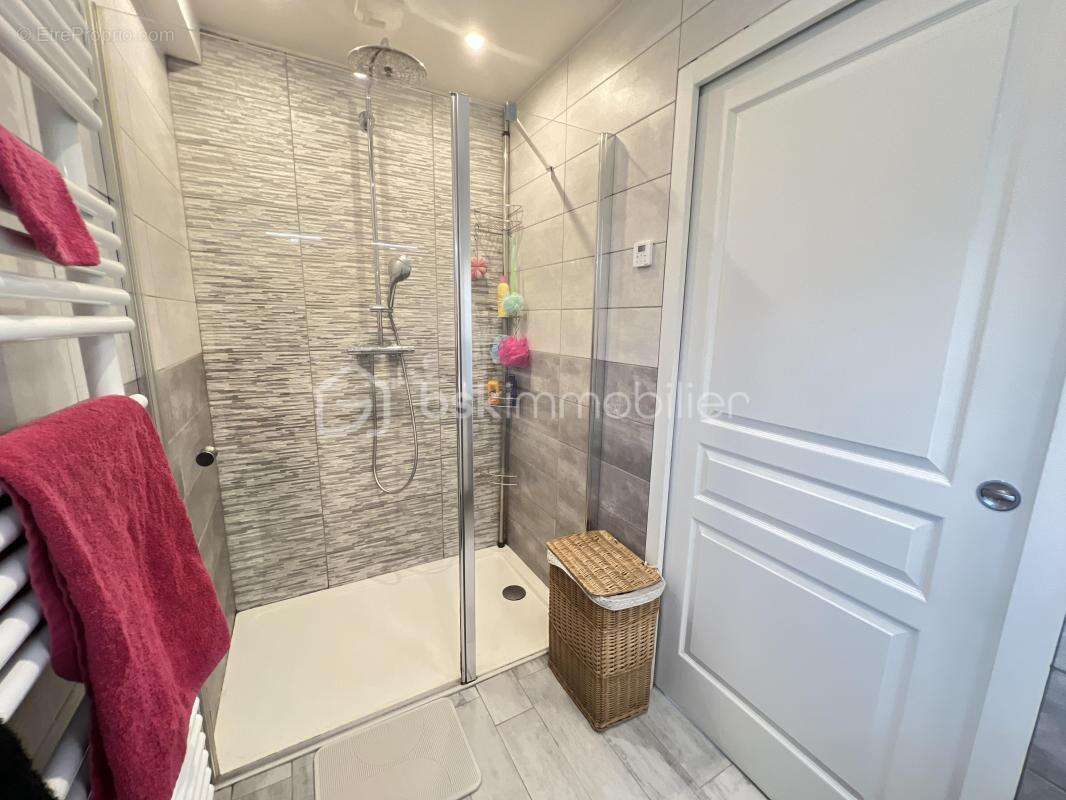 Appartement à SACLAS