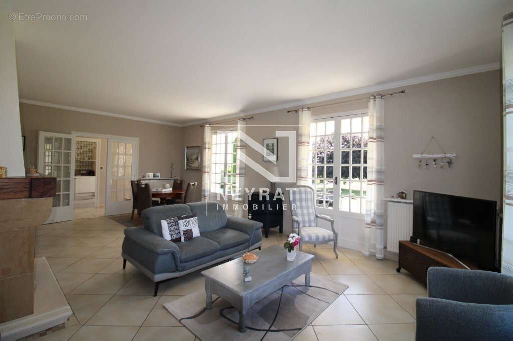 Maison à SASSENAY