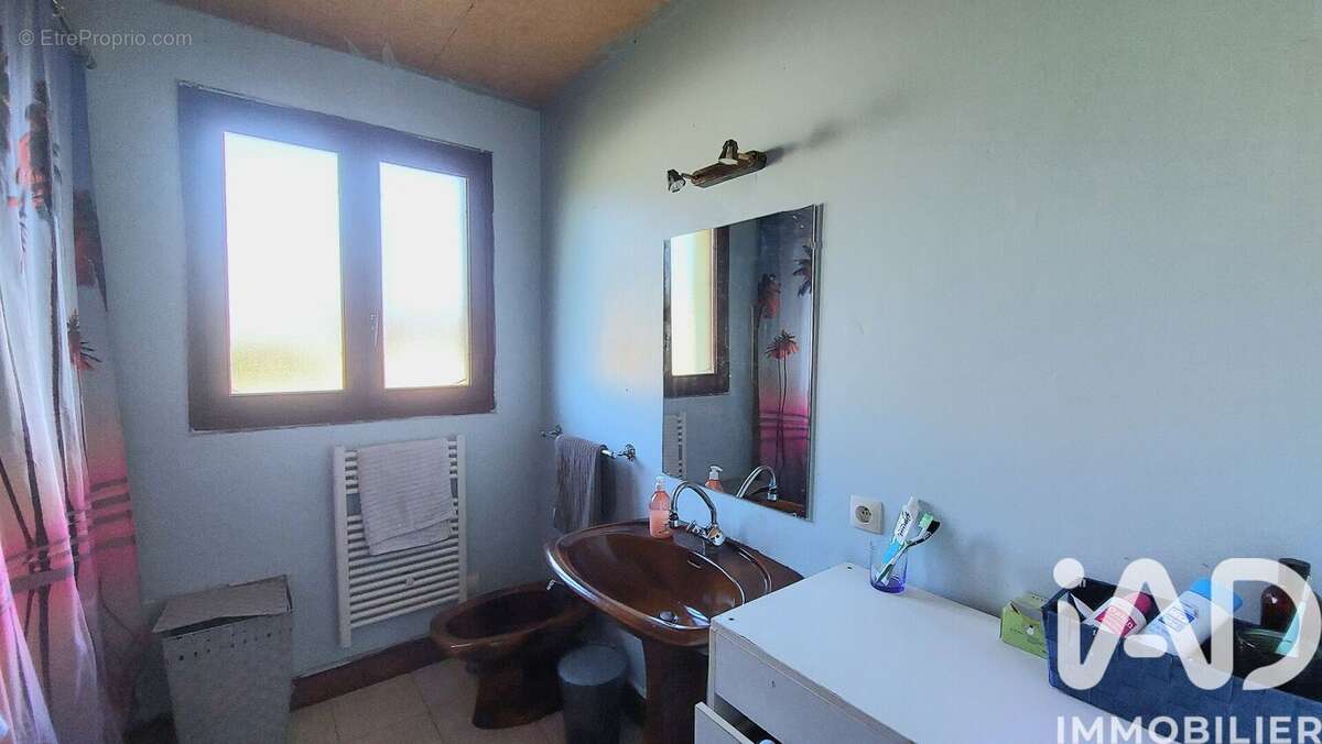 Photo 9 - Maison à BRIGNAC-LA-PLAINE