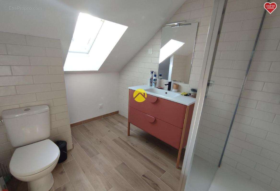 Maison à VAILLY-SUR-SAULDRE